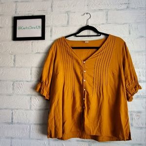 Button-Up pleated blouse, Old Navy Size L
